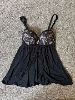 Victoria's Secret Lingerie 34C Black Lace Trim Chemise Bra Nightie Gown